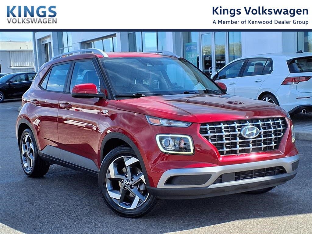 2022 Hyundai Venue Limited FWD