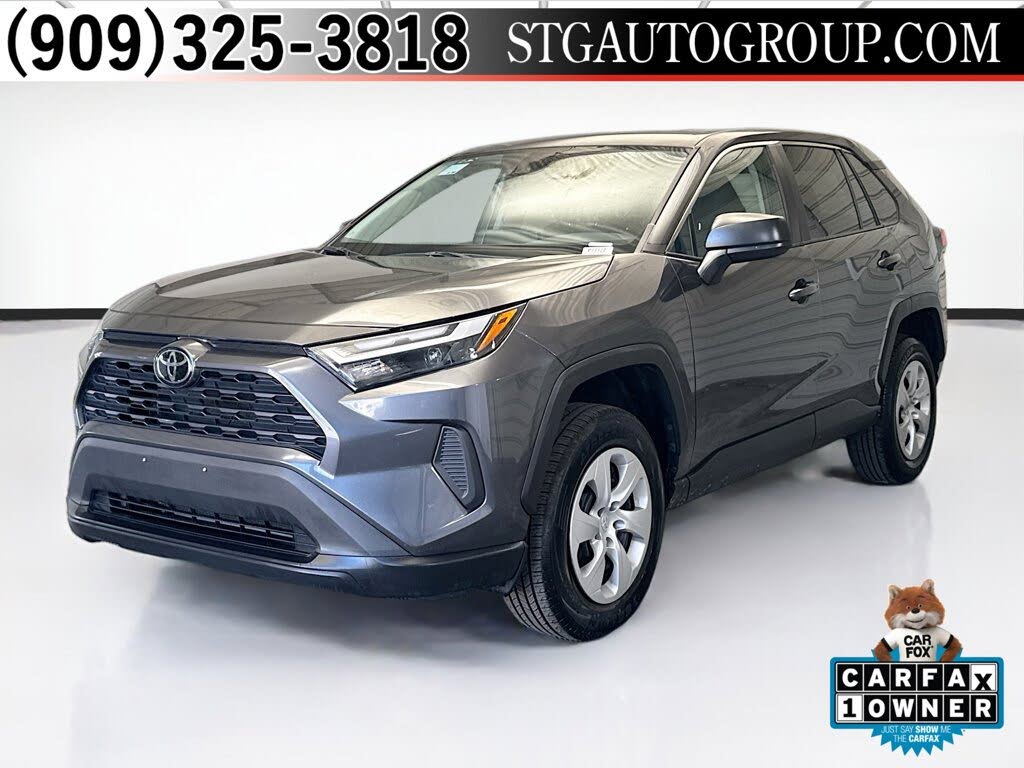 2023 Toyota RAV4 LE FWD