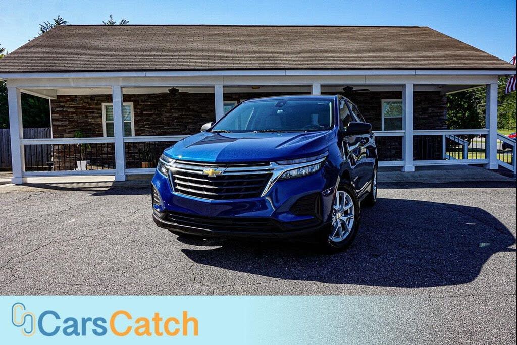 2022 Chevrolet Equinox LS FWD with 1LS