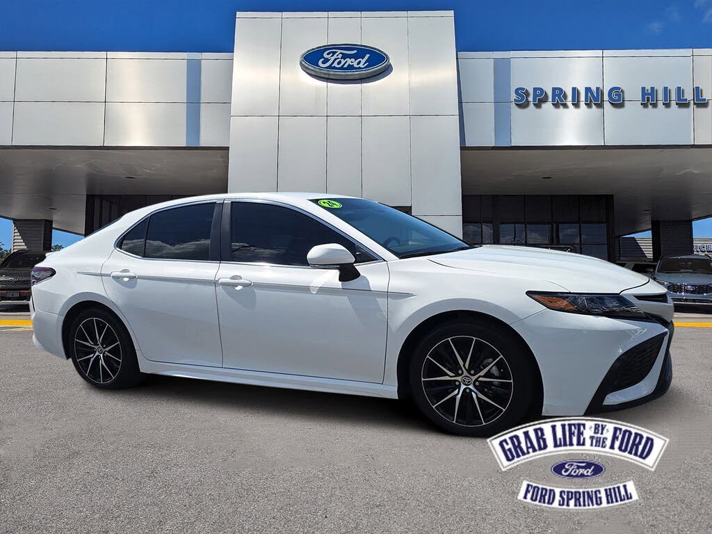 2024 Toyota Camry Hybrid SE FWD