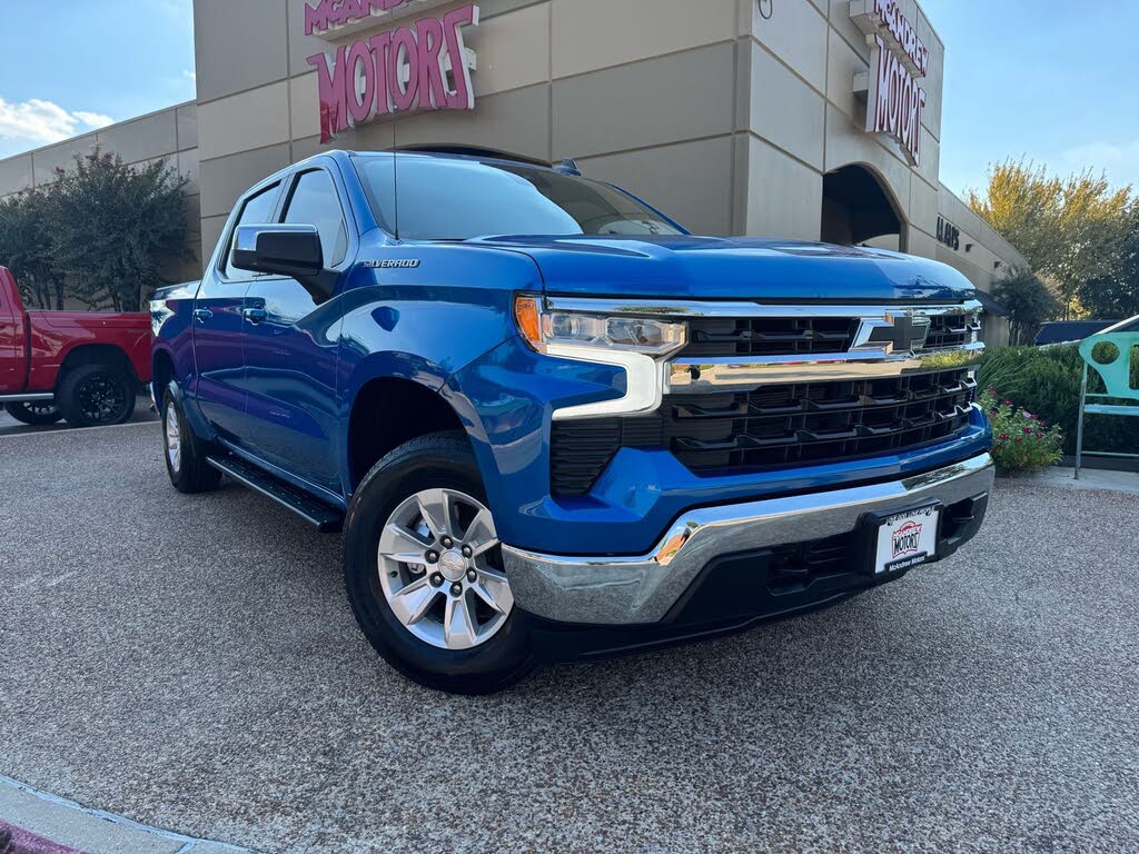 2023 Chevrolet Silverado 1500 LT Crew Cab 4WD