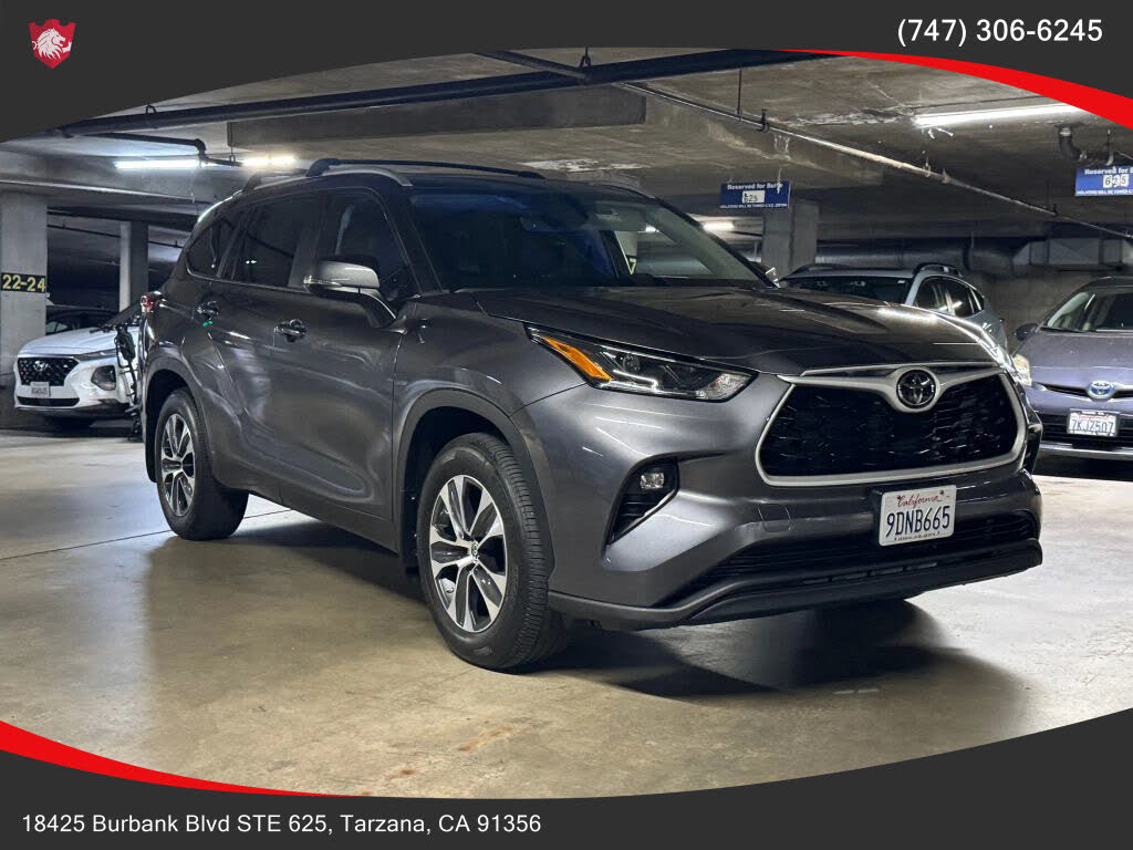 2023 Toyota Highlander XLE FWD
