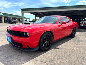 Dodge Challenger 392 Hemi Scat Pack Shaker RWD