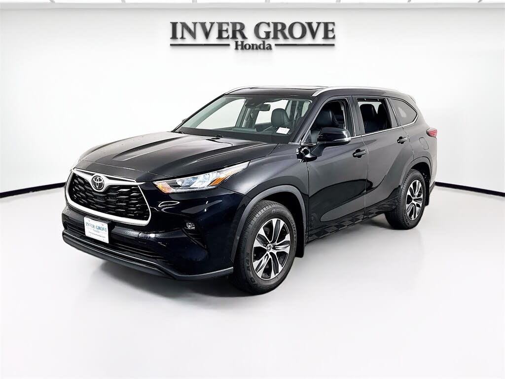 2022 Toyota Highlander XLE AWD