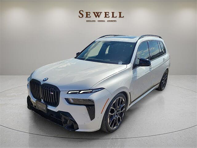 2026 BMW X7 M60i AWD