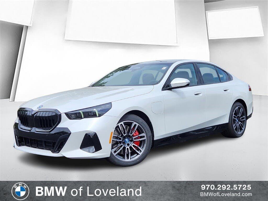 2025 BMW 5 Series 550e xDrive