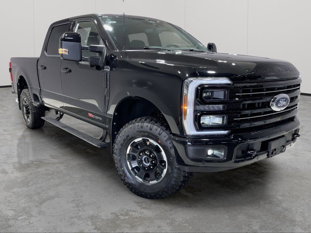 2025 Ford F-250 Super Duty Platinum Crew Cab 4WD