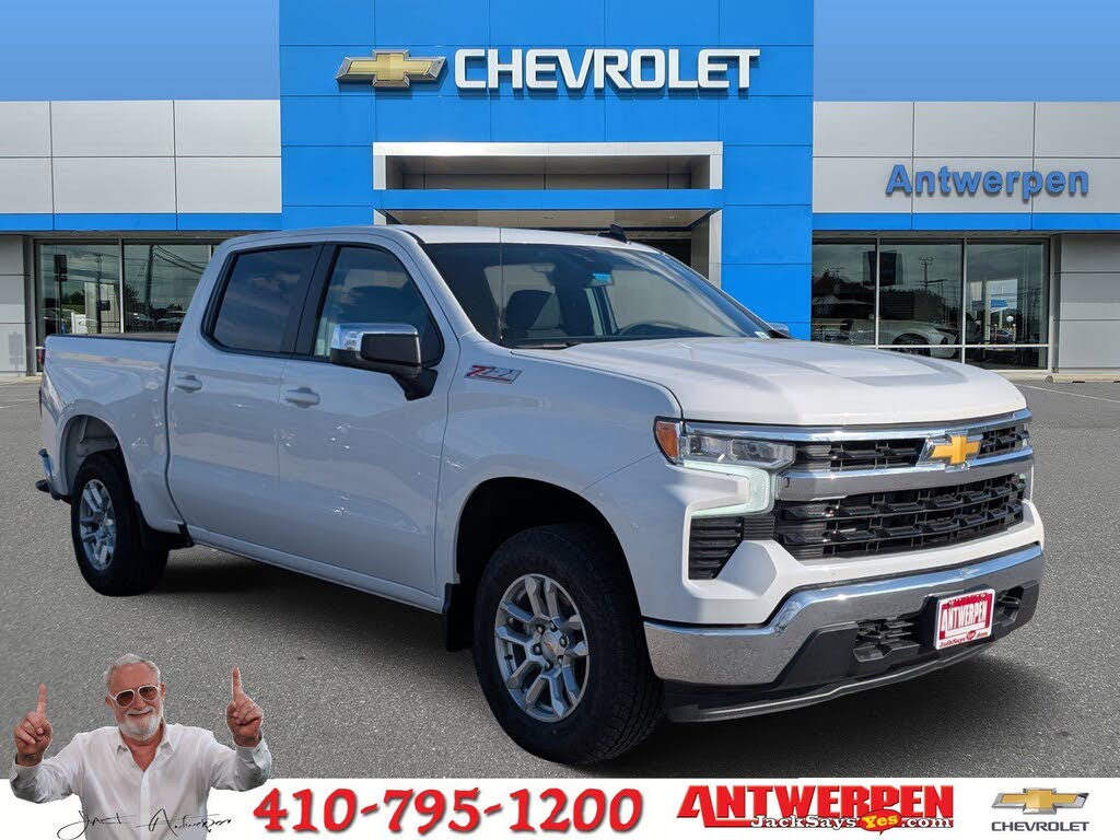 2026 Chevrolet Silverado 1500 LT Crew Cab 4WD