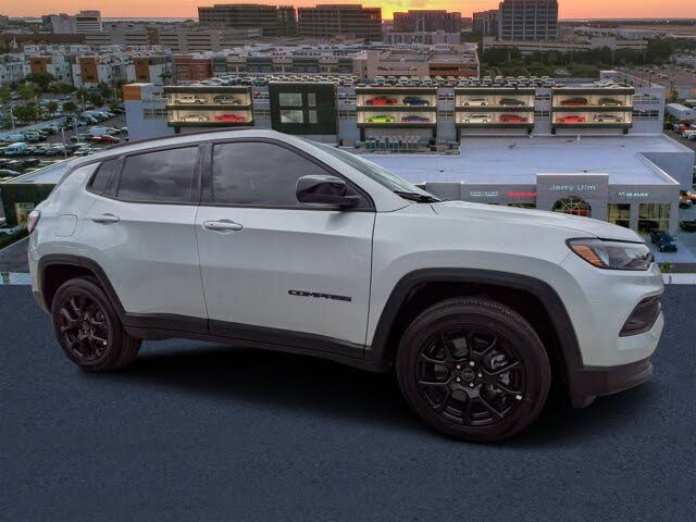2026 Jeep Compass Latitude 4WD