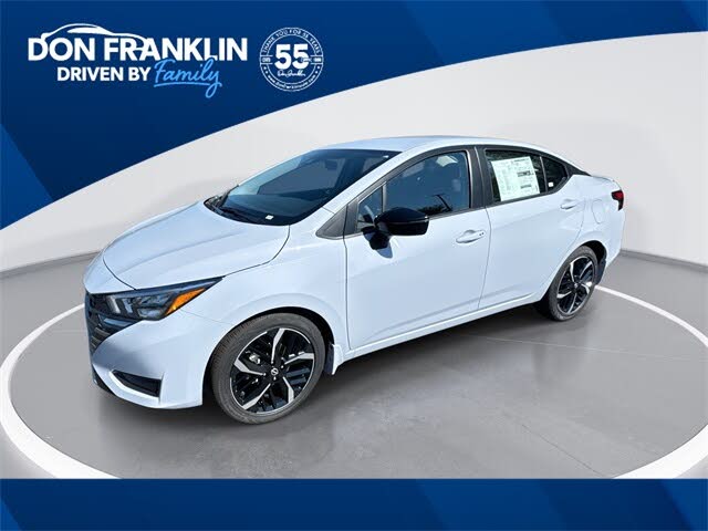 2025 Nissan Versa SR FWD