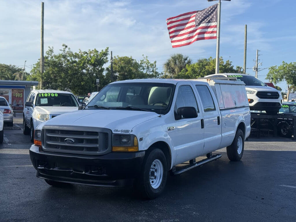 2001 Ford F-350 Super Duty XL Crew Cab LB