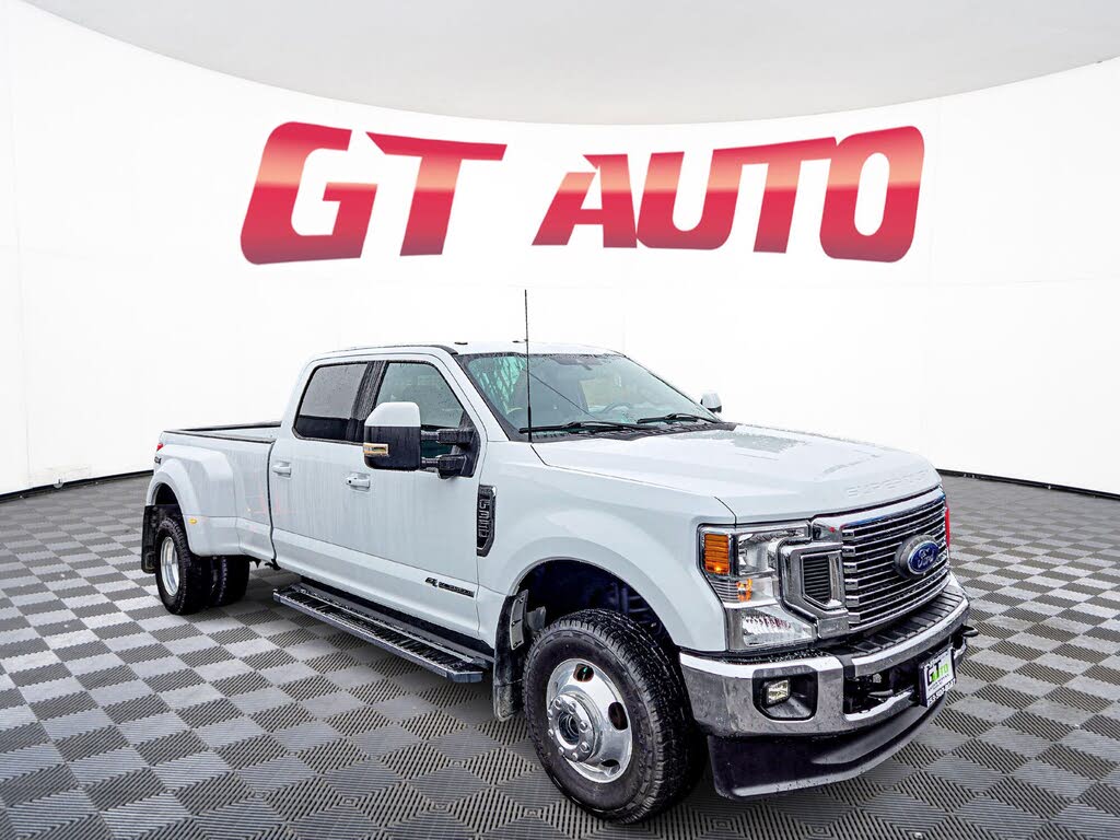 2022 Ford F-350 Super Duty Lariat Crew Cab LB DRW 4WD