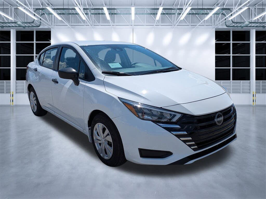 2025 Nissan Versa S FWD