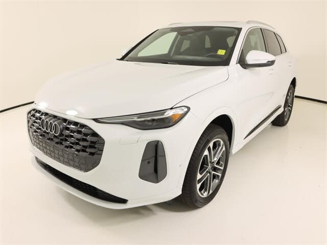 2025 Audi Q5 quattro Premium Plus 40 TFSI