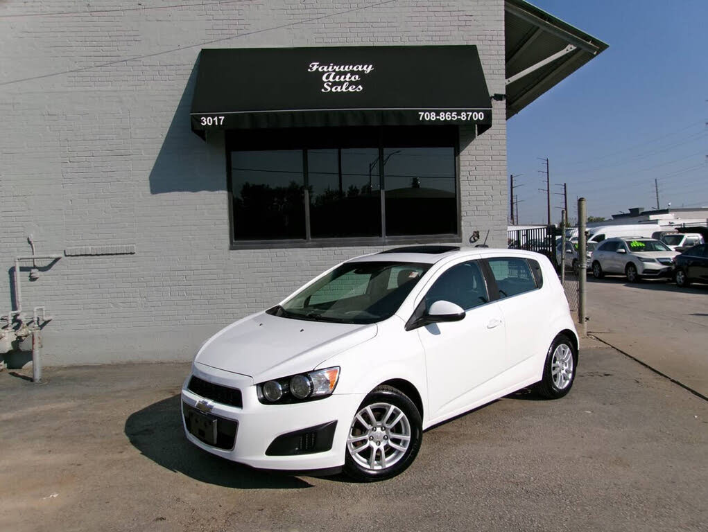 2015 Chevrolet Sonic LT Hatchback FWD