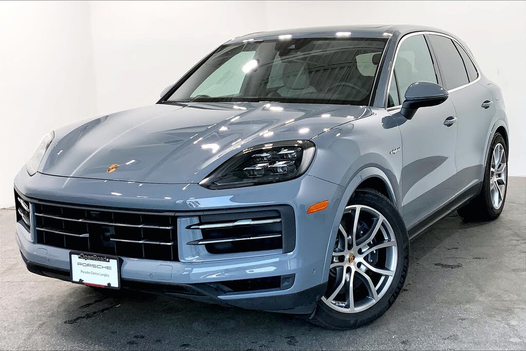 2025 Porsche Cayenne AWD