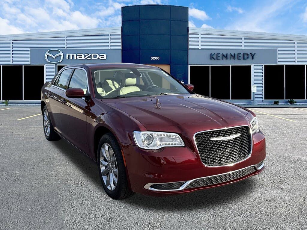 2022 Chrysler 300 Touring AWD