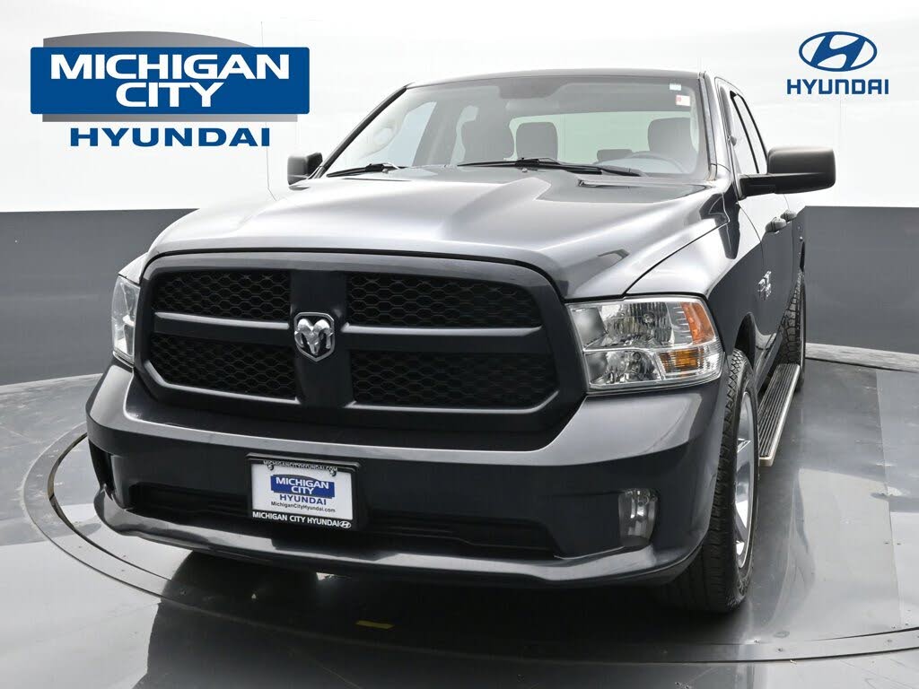 2017 RAM 1500 Express Quad Cab RWD