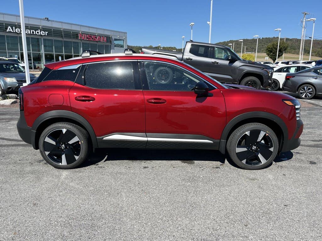2026 Nissan Kicks SR AWD