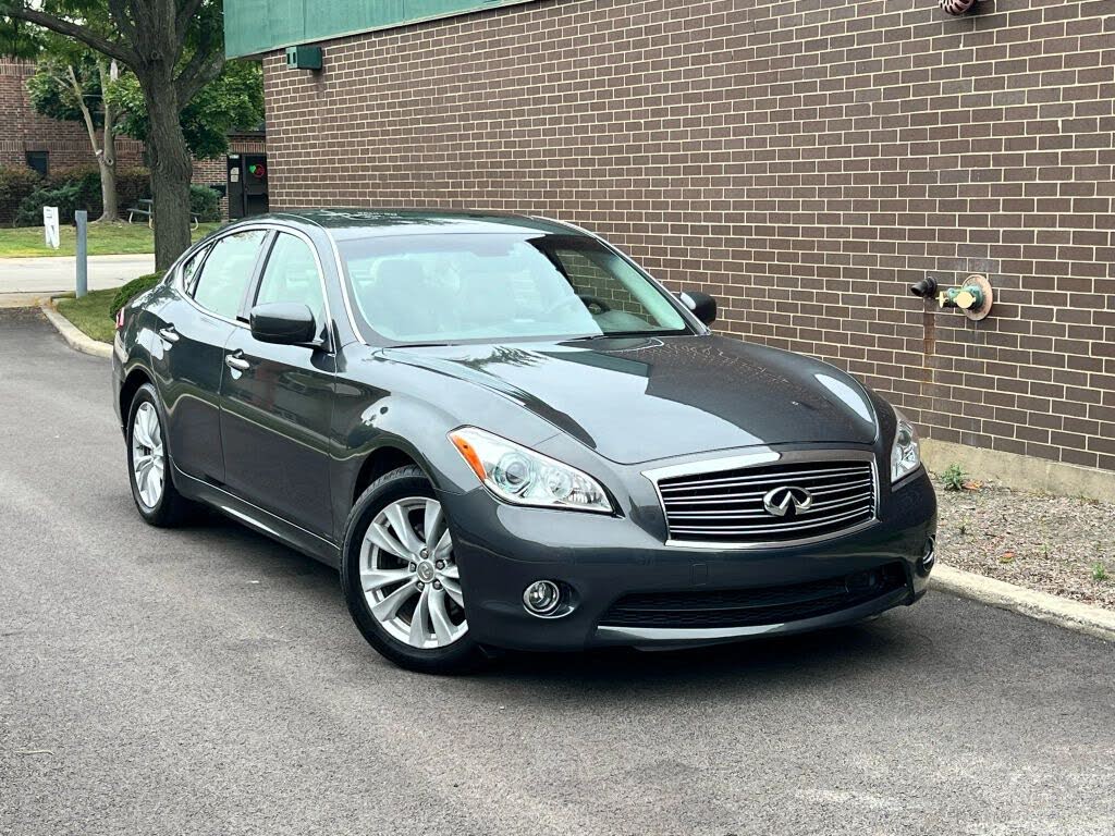 2011 INFINITI M37 RWD
