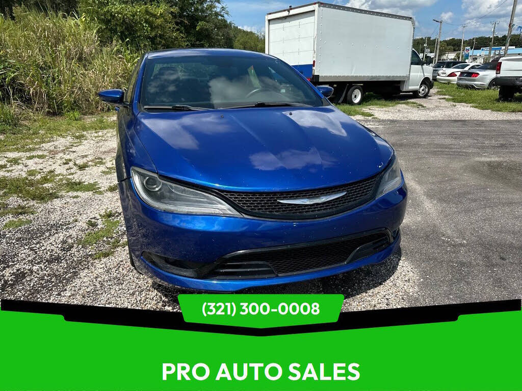 2015 Chrysler 200 S Sedan FWD