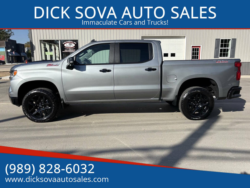 2025 Chevrolet Silverado 1500 LT Trail Boss Crew Cab 4WD