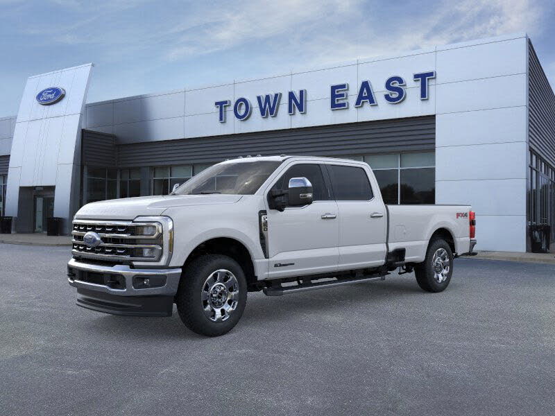 2026 Ford F-350 Super Duty Lariat Crew Cab 4WD