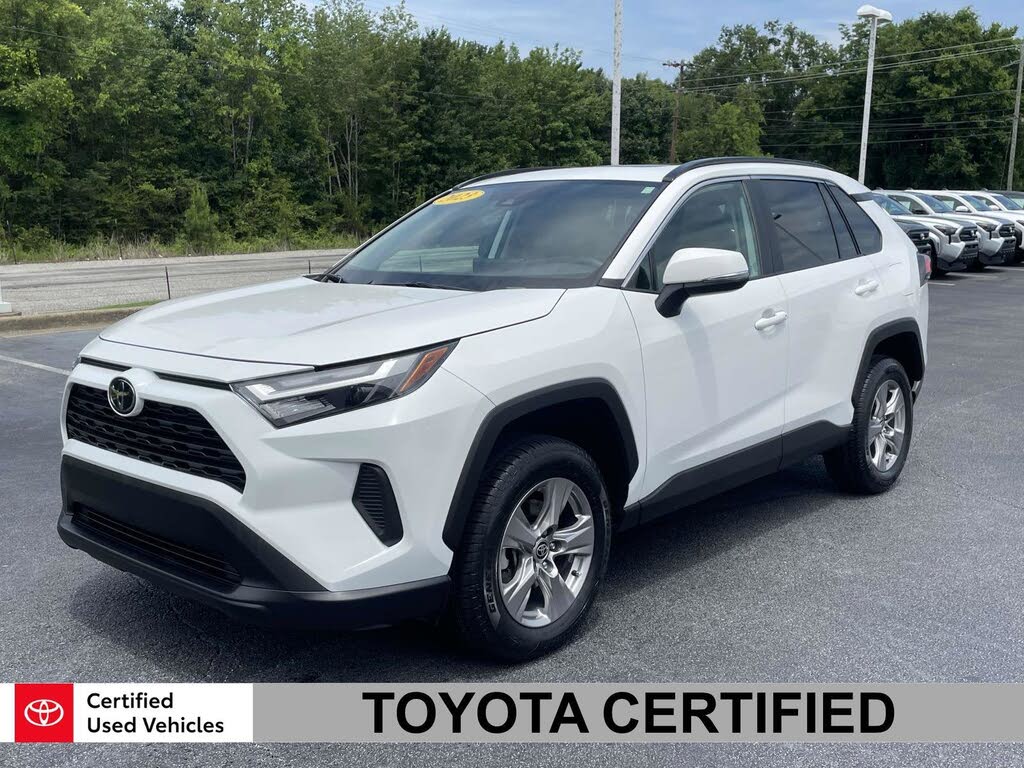 2023 Toyota RAV4 XLE FWD