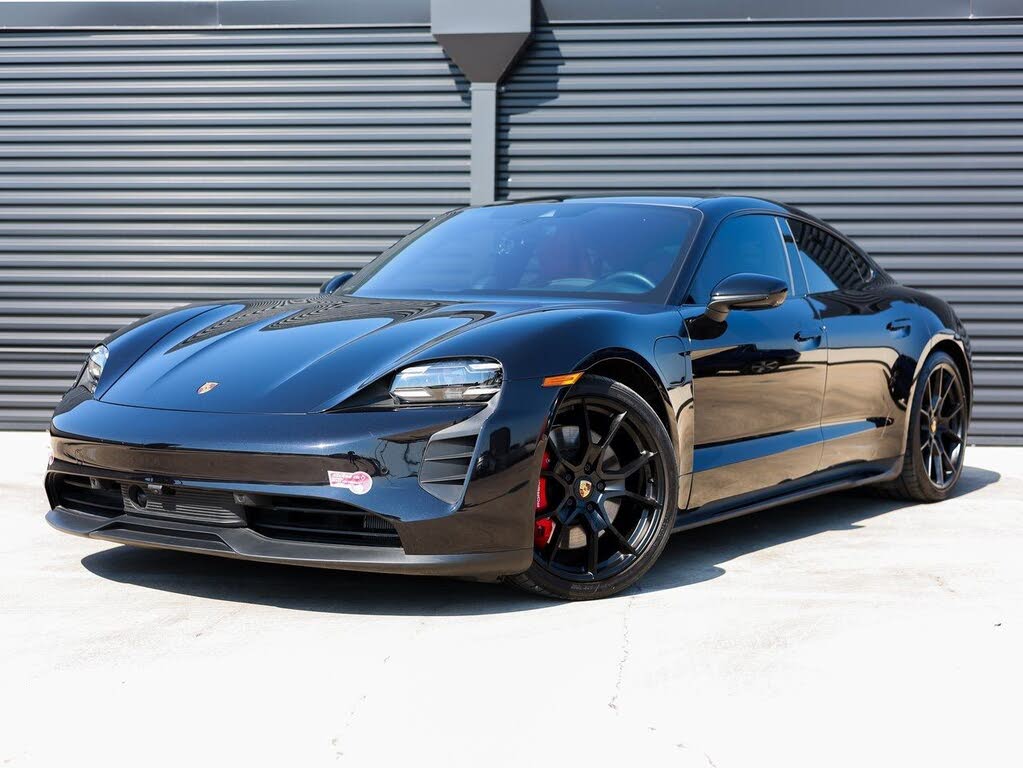 2024 Porsche Taycan GTS Sedan AWD