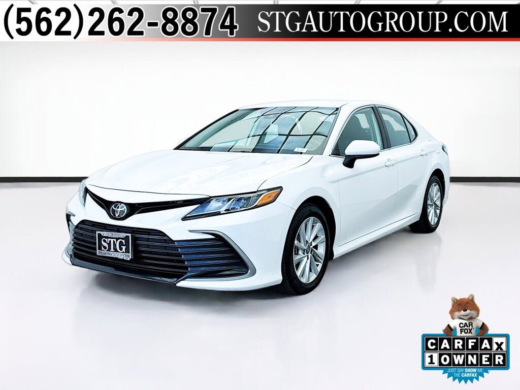 2024 Toyota Camry LE FWD
