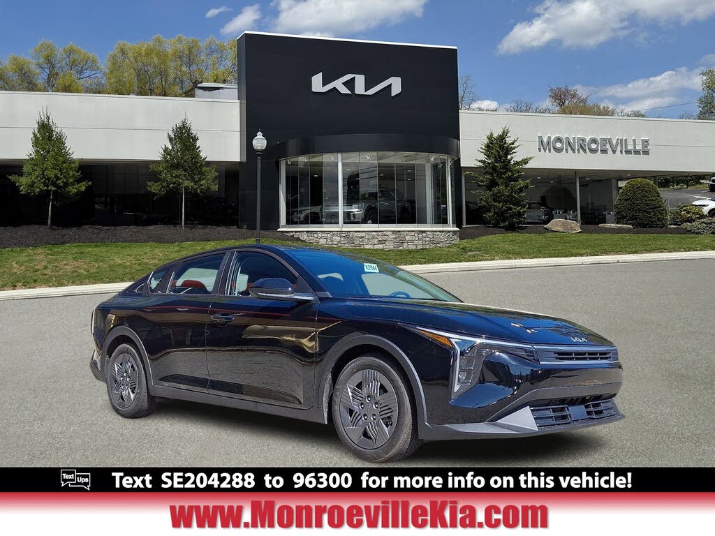 2025 Kia K4 LX FWD
