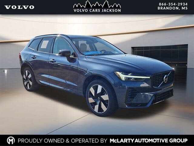 2025 Volvo XC60 Recharge T8 Plus Dark Theme eAWD