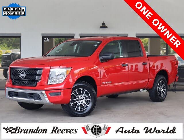 2023 Nissan Titan SV Crew Cab 4WD
