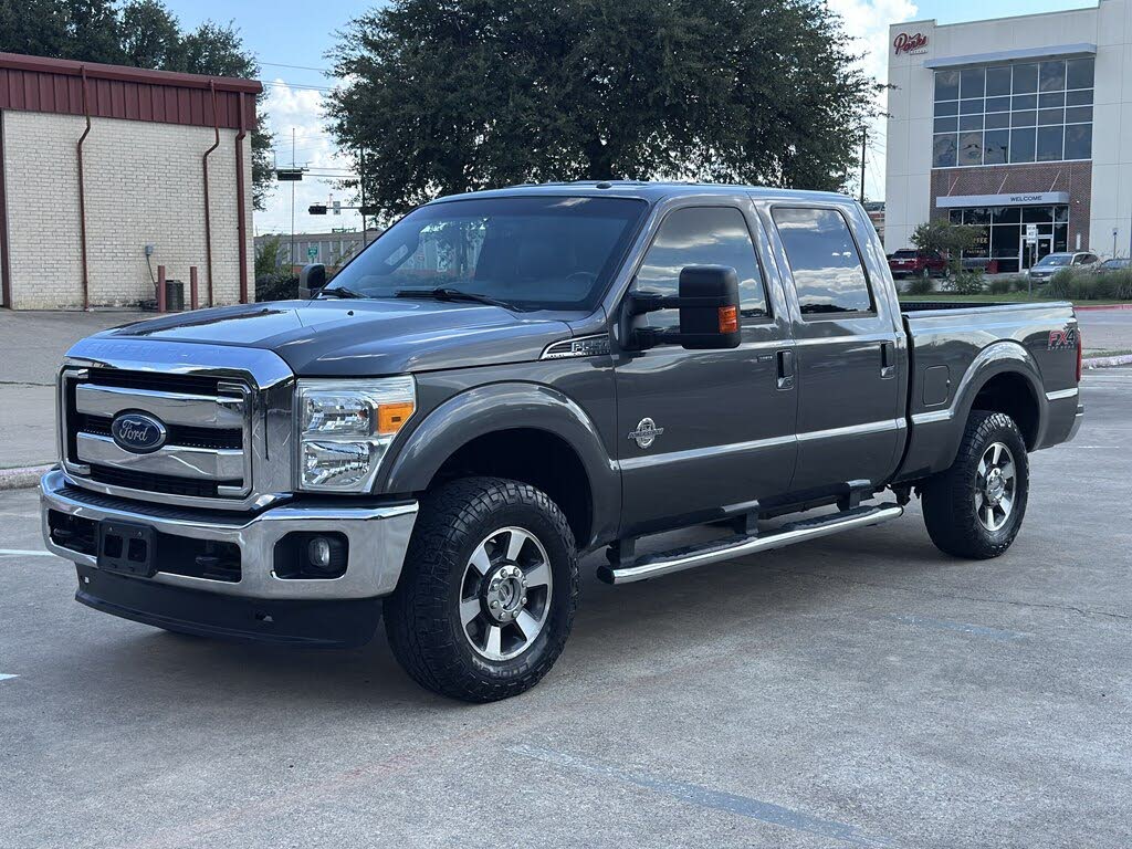 2015 Ford F-250 Super Duty Lariat Crew Cab 4WD