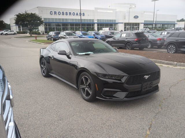 2025 Ford Mustang EcoBoost Fastback RWD