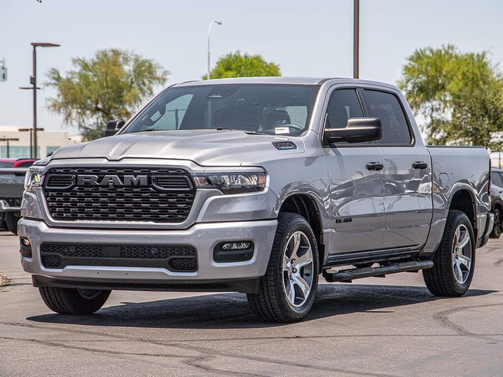 2025 RAM 1500 Tradesman Crew Cab 4WD