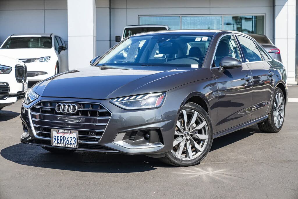 2022 Audi A4 quattro Premium Plus 40 TFSI AWD