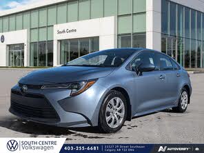 Toyota Corolla LE FWD