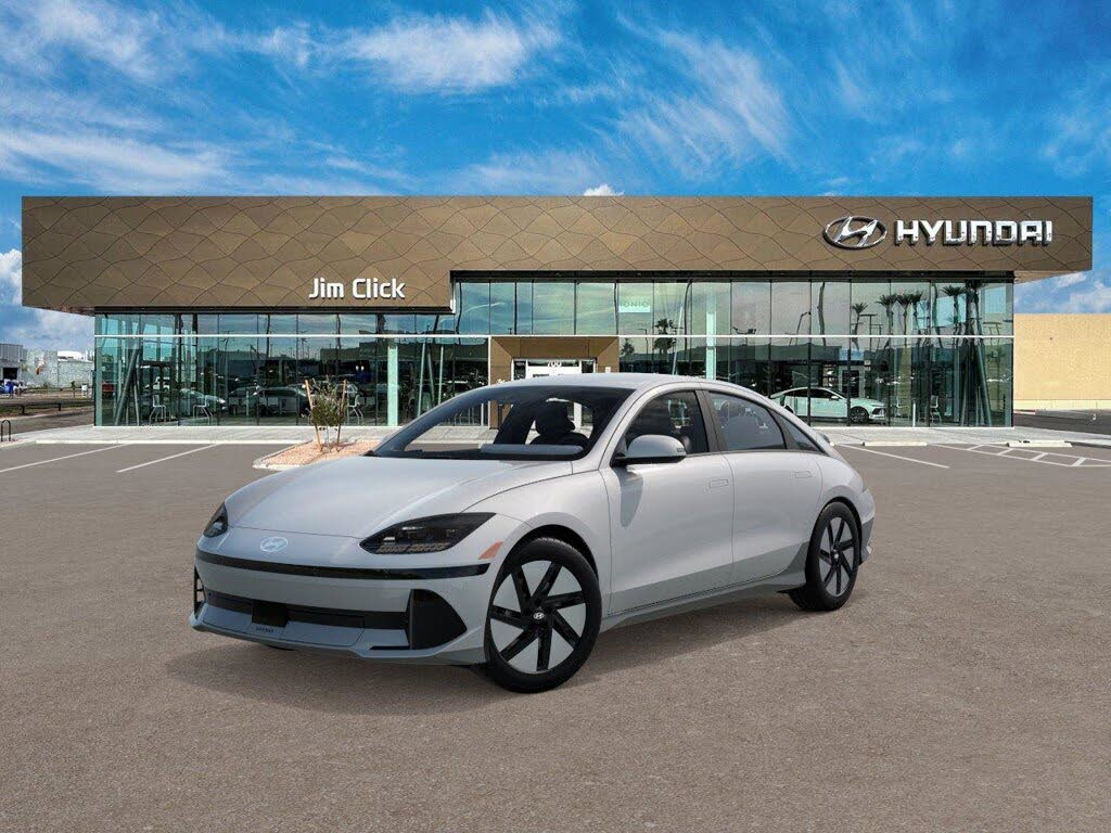 2025 Hyundai Ioniq 6 SE RWD