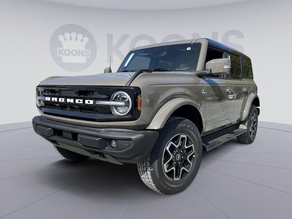 2025 Ford Bronco Outer Banks 4-Door 4WD