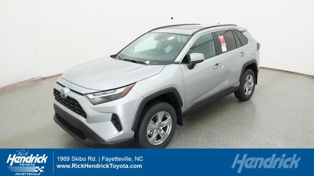2025 Toyota RAV4 XLE FWD
