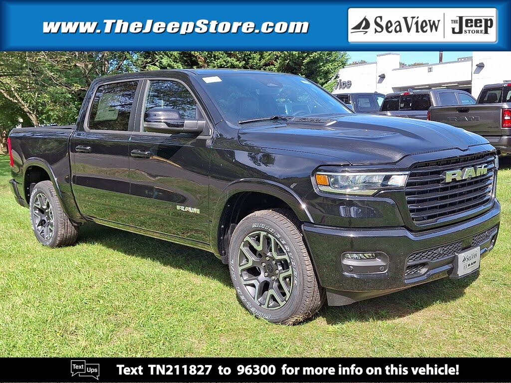 2026 RAM 1500 Laramie Crew Cab 4WD