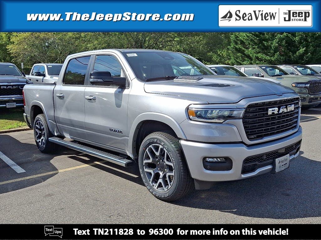 2026 RAM 1500 Laramie Crew Cab 4WD