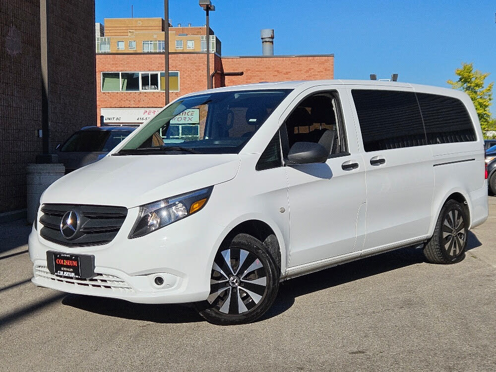 2022 Mercedes-Benz Metris Passenger RWD