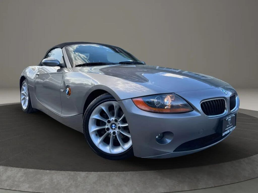 2003 BMW Z4 2.5i Roadster RWD