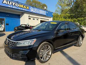 Volkswagen Passat 2.0T SE R-Line FWD