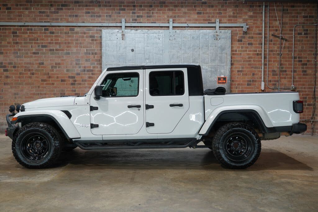 2020 Jeep Gladiator Overland Crew Cab 4WD