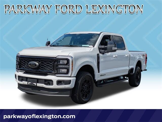 2025 Ford F-250 Super Duty Lariat Crew Cab 4WD