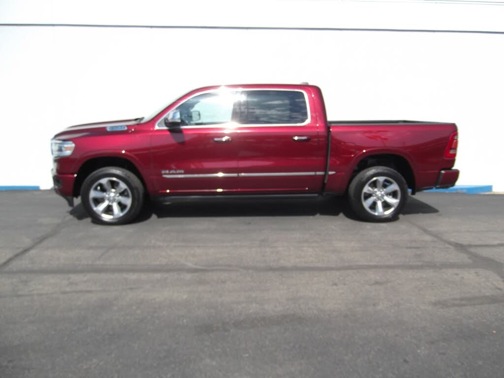 2022 RAM 1500 Limited Crew Cab 4WD