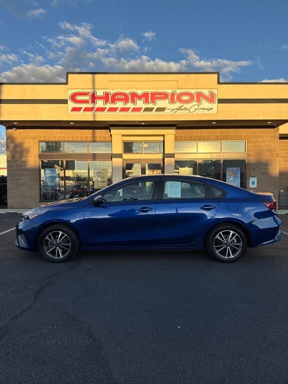 2023 Kia Forte LXS FWD